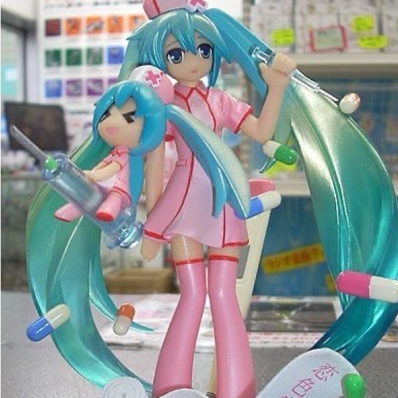 Meet your Posher, Cynthia - Picture 1 of 1